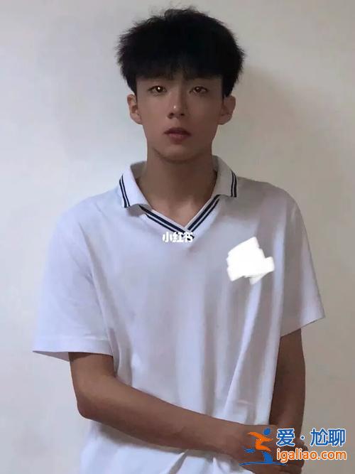 零零年高中升学率排名，零零后的孩子难教育吗？