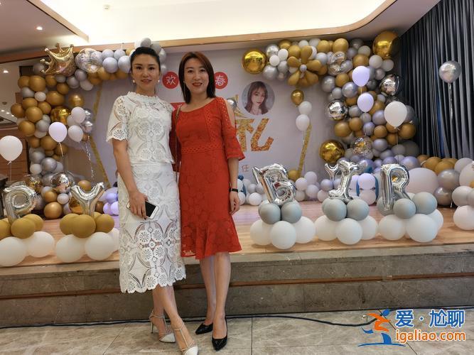 升学宴的宾客特点有哪些(办升学宴妈妈怎么穿着合适)？