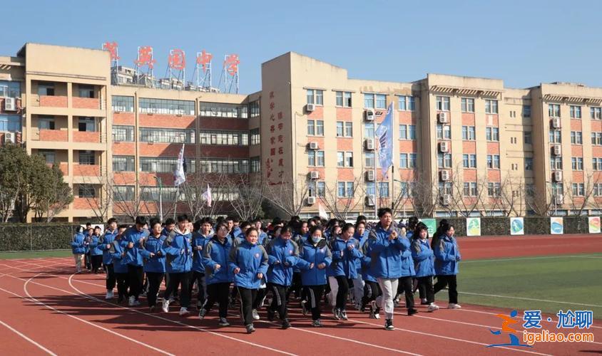 襄阳阳光学校升学率(襄阳阳光中学初中部怎么样)？